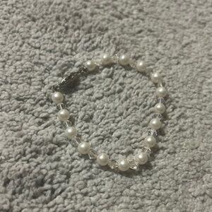 Pearl and Crystal bracelet